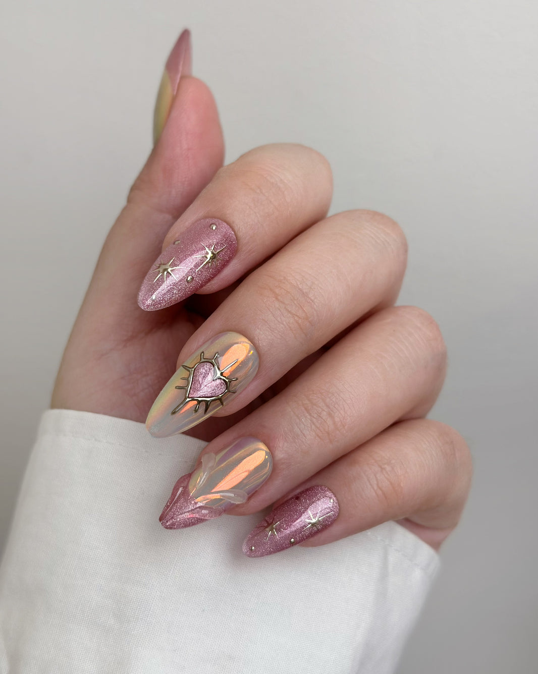 image Rosaline - Virgo