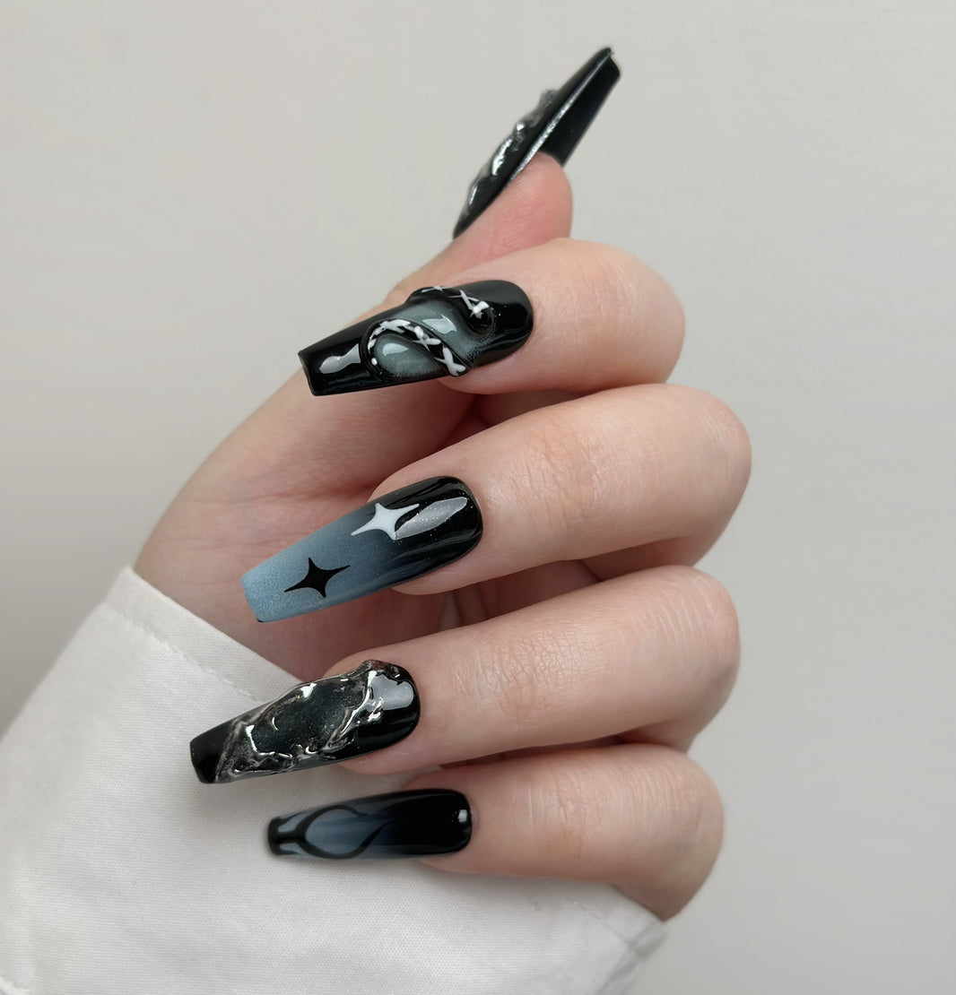 image Dark Enchantress