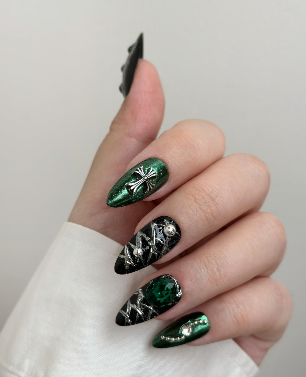 image Throne - Taurus